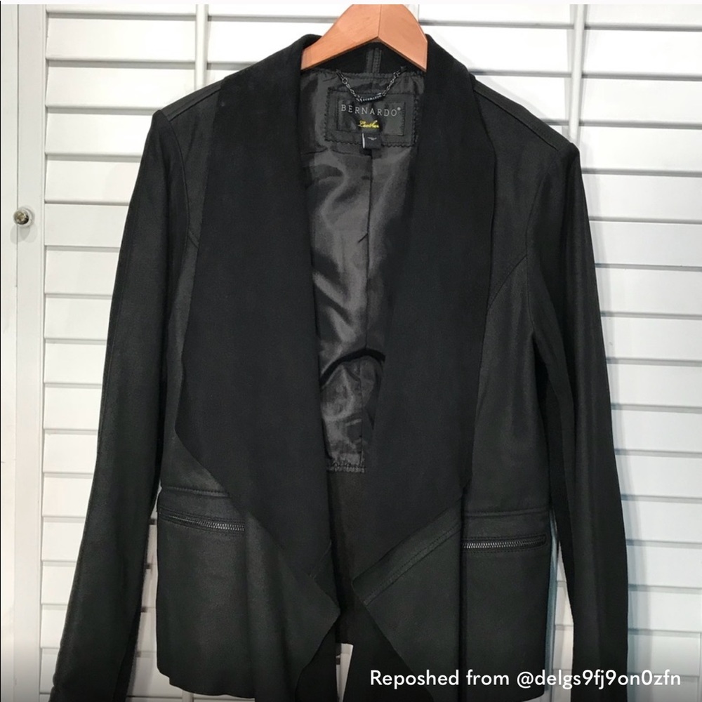 Bernardo black leather and knit jacket size xl